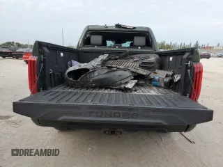 2022 Toyota Tundra 4WD SR5 with VIN 5TFLA5DB7NX056874, listed as a Copart auction lot 87582045 with 38,593 mi miles and Non Repairable. Bid and sale history available at carsss.com. Image 6.