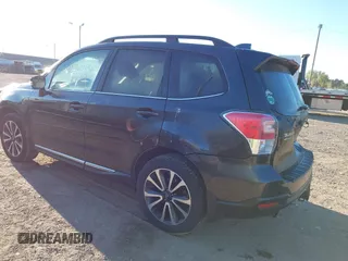 2017 Subaru Forester Touring with VIN JF2SJGTC3HH516646, listed as a IAAI auction lot 40560446 with 85,842 mi miles. Bid and sale history available at carsss.com. Image 3.