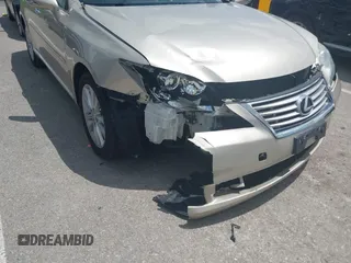 2012 Lexus ES 330 z VIN JTHBK1EG0C2490879, wystawiony jako IAAI lot #42296690 z przebiegiem 104 658 mil mil oraz . Historia ofert i sprzedaży dostępna na DreamBid. Obrazek 6.