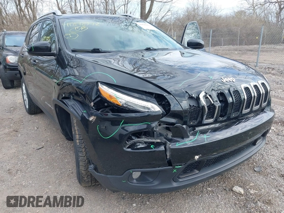 2017 Jeep Cherokee Latitude with VIN 1C4PJLCS5HW642779, listed as a IAAI auction lot 41898992 with 109,145 mi miles and . Bid and sale history available at carsss.com. Image 6.