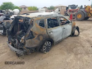 2020 Nissan Rogue SV z VIN JN8AT2MV6LW139763, wystawiony jako IAAI lot #42044703 z przebiegiem Nie podano mil oraz . Historia ofert i sprzedaży dostępna na DreamBid. Obrazek 4.