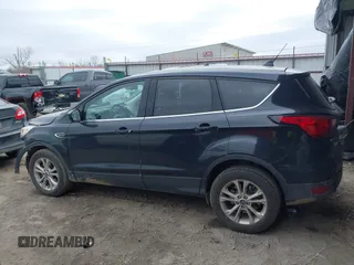 2019 Ford Escape SE with VIN 1FMCU9G91KUC08423, listed as a IAAI auction lot 41686542 with 87,329 mi miles. Bid and sale history available at carsss.com. Image 15.