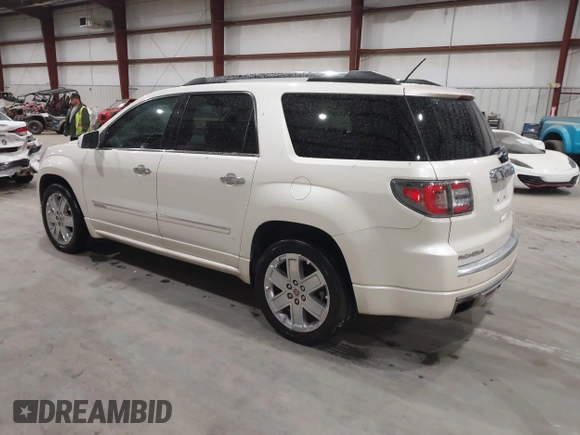 2014 GMC Acadia Denali with VIN 1GKKRTKDXEJ208165, listed as a IAAI auction lot 41886483 with 221,519 mi miles. Bid and sale history available at carsss.com. Image 3.