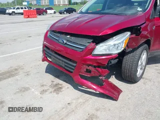2013 Ford Escape SE с VIN 1FMCU0G9XDUA24225, выставлен на аукционе IAAI как лот 42121530 с пробегом 107 723 миль миль и . История ставок и продаж доступна на DreamBid. Изображение 6.