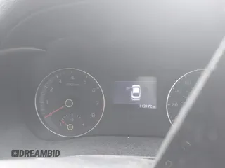 2020 Kia Forte LXS z VIN 3KPF24AD9LE150116, wystawiony jako IAAI lot #41548575 z przebiegiem 113 172 mil mil oraz . Historia ofert i sprzedaży dostępna na DreamBid. Obrazek 7.