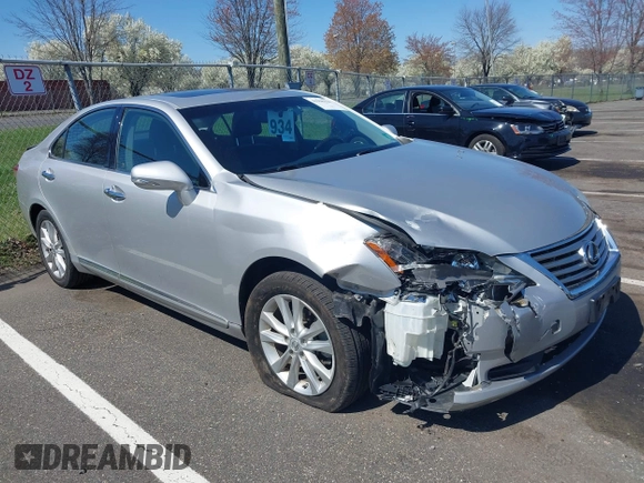 2010 Lexus ES 330 with VIN JTHBK1EG2A2365606, listed as a IAAI auction lot 41998310 with 83,961 mi miles and . Bid and sale history available at DreamBid. Image 1.