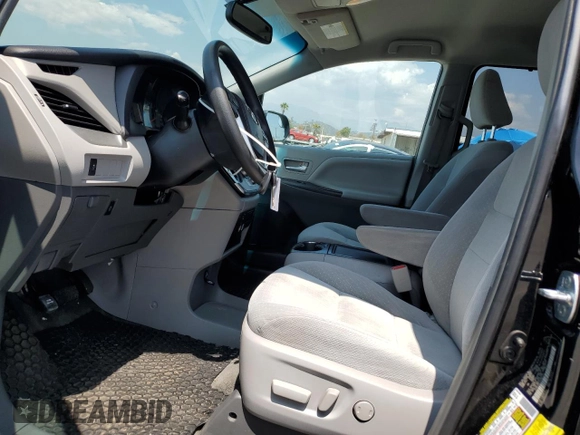 2017 Toyota Sienna LE Auto Access Seat with VIN 5TDKZ3DC3HS862142, listed as a Copart auction lot 55682985 with 85,833 mi miles and Salvage title. Bid and sale history available at DreamBid. Image 7.