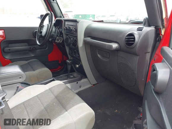 2007 Jeep Wrangler Unlimited X with VIN 1J4GA39197L120665, listed as a IAAI auction lot 41942349 with 189,860 mi miles and . Bid and sale history available at DreamBid. Image 5.