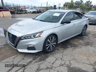 2020 Nissan Altima SR with VIN 1N4BL4CV6LN310472, listed as a IAAI auction lot 41919890 with 122,705 mi miles and . Bid and sale history available at carsss.com. Image 20.