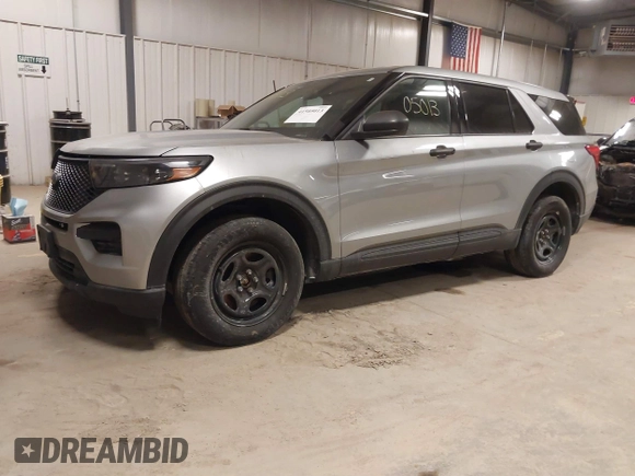 2023 Ford Police Interceptor Utility z VIN 1FM5K8AB3PGA35241, wystawiony jako IAAI lot #41505013 z przebiegiem 13 136 mil mil oraz . Historia ofert i sprzedaży dostępna na DreamBid. Obrazek 2.
