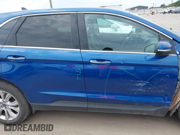 2022 Ford Edge Titanium with VIN 2FMPK4K90NBA94541, listed as a IAAI auction lot 42133166 with 58,844 mi miles. Bid and sale history available at carsss.com. Image 13.