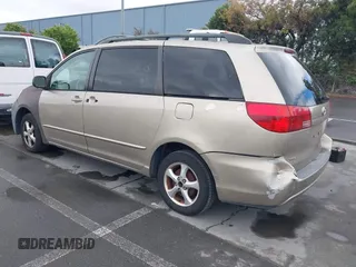 2004 Toyota Sienna CE with VIN 5TDZA23C14S101329, listed as a IAAI auction lot 42248935 with 208,644 mi miles and . Bid and sale history available at DreamBid. Image 3.