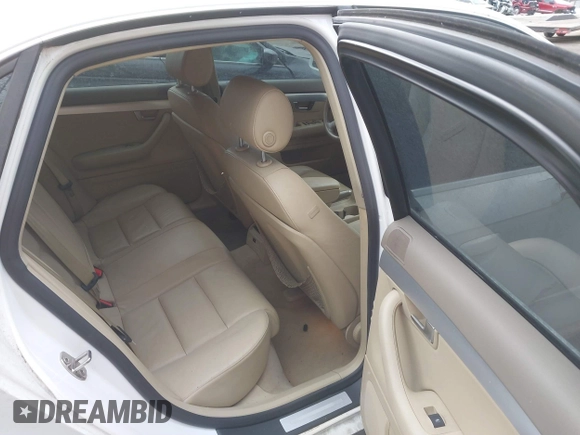 2008 Audi A4 2.0T z VIN WAUDF78E48A061783, wystawiony jako IAAI lot #41393613 z przebiegiem 178 712 mil mil oraz . Historia ofert i sprzedaży dostępna na DreamBid. Obrazek 8.