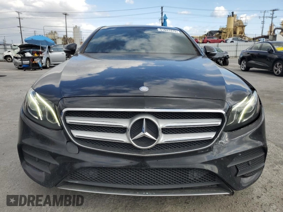 2017 Mercedes-Benz E 300 Luxury with VIN WDDZF4JB4HA191883, listed as a Copart auction lot 51847475 with 142,564 mi miles and Salvage title. Bid and sale history available at DreamBid. Image 5.