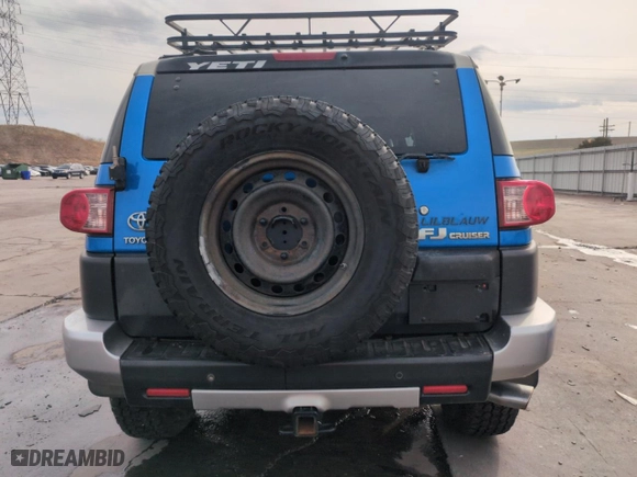 2007 Toyota FJ Cruiser with VIN JTEBU11F770045271, listed as a Copart auction lot 51070425 with 280,751 mi miles and Salvage Title. Bid and sale history available at carsss.com. Image 6.