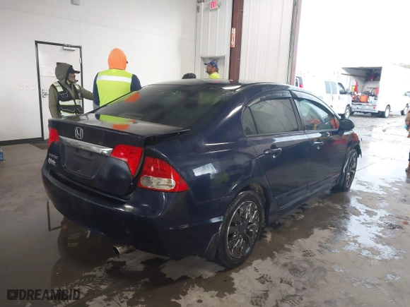 2010 Honda Civic Sdn EX with VIN 19XFA1F88AE008804, listed as a IAAI auction lot 41720695 with 221,503 mi miles. Bid and sale history available at carsss.com. Image 4.