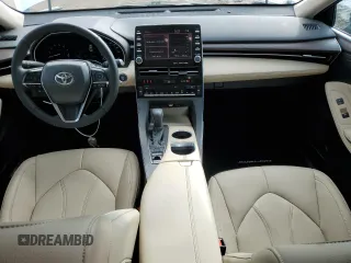 2022 Toyota Avalon XLE z VIN 4T1JZ1FB0NU086057, wystawiony jako Copart lot #56492205 z przebiegiem 22 869 mil mil oraz Szkoda całkowita • Salvage title. Historia ofert i sprzedaży dostępna na DreamBid. Obrazek 8.
