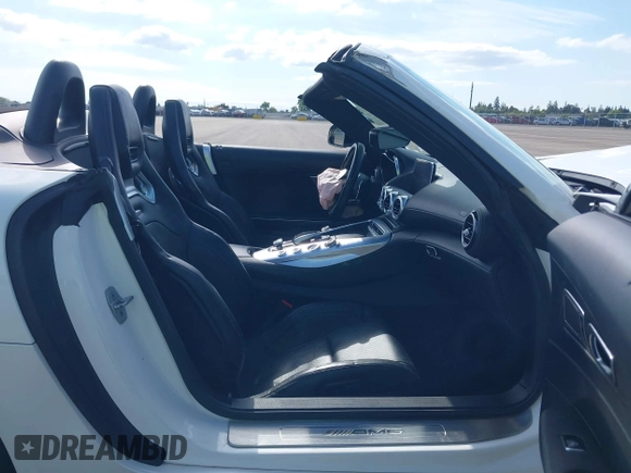 2018 Mercedes-Benz AMG GT with VIN WDDYK7HAXJA018154, listed as a IAAI auction lot 41899916 with 1 mi miles. Bid and sale history available at carsss.com. Image 5.