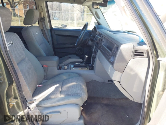 2006 Jeep Commander с VIN 1J8HH48KX6C339759, выставлен на аукционе IAAI как лот 41387675 с пробегом 259 918 миль миль и . История ставок и продаж доступна на DreamBid. Изображение 5.