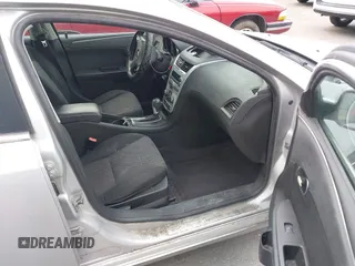 2011 Chevrolet Malibu 1LT with VIN 1G1ZC5EU6BF102452, listed as a IAAI auction lot 42109598 with 282,983 mi miles and . Bid and sale history available at DreamBid. Image 5.