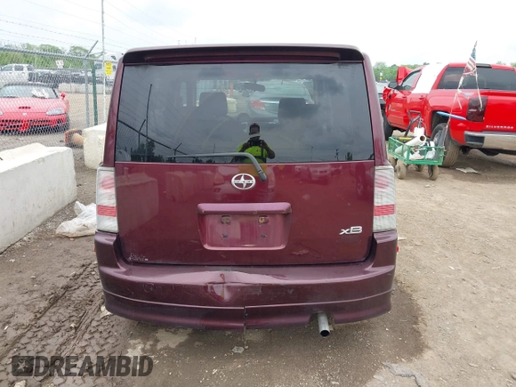 2005 Scion xB z VIN JTLKT324250193538, wystawiony jako IAAI lot #42276045 z przebiegiem 119 365 mil mil oraz . Historia ofert i sprzedaży dostępna na DreamBid. Obrazek 16.