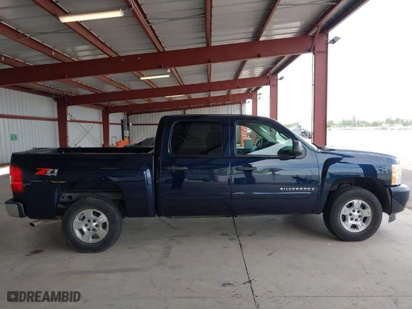 2008 Chevrolet Silverado 1500 LT w/1LT with VIN 3GCEK13M28G143589, listed as a IAAI auction lot 42040084 with 96,452 mi miles. Bid and sale history available at carsss.com. Image 13.