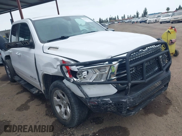 2021 Ram 1500 Lone Star z VIN 1C6RREBT5MN609716, wystawiony jako IAAI lot #42030146 z przebiegiem 74 074 mil mil oraz . Historia ofert i sprzedaży dostępna na DreamBid. Obrazek 1.