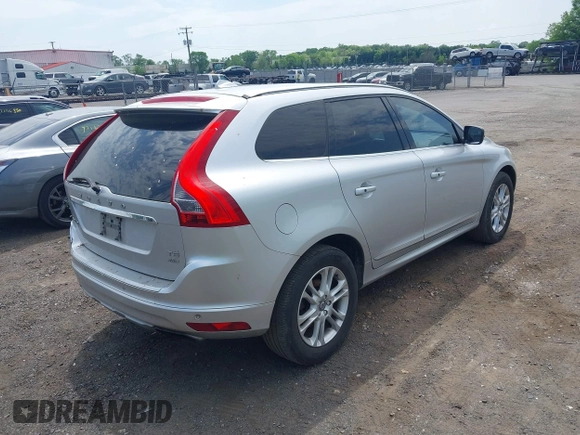 2016 Volvo XC60 T5 Premier with VIN YV4612RK0G2842422, listed as a IAAI auction lot 42123143 with 165,081 mi miles. Bid and sale history available at carsss.com. Image 4.