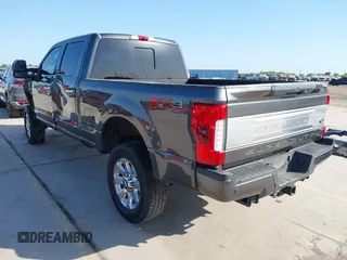 2017 Ford F-250 Lariat with VIN 1FT7W2BT3HEE25677, listed as a IAAI auction lot 41978920 with 197,691 mi miles and . Bid and sale history available at DreamBid. Image 3.