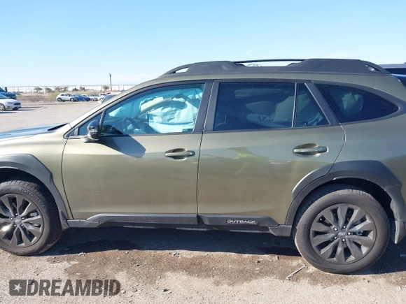 2025 Subaru Outback Onyx Edition with VIN 4S4BTALC7S3124792, listed as a IAAI auction lot 41019455 with 7,159 mi miles. Bid and sale history available at carsss.com. Image 14.