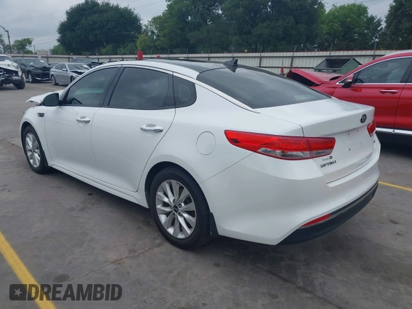 2018 Kia Optima EX with VIN 5XXGU4L35JG182990, listed as a IAAI auction lot 42126209 with 66,245 mi miles and . Bid and sale history available at carsss.com. Image 3.