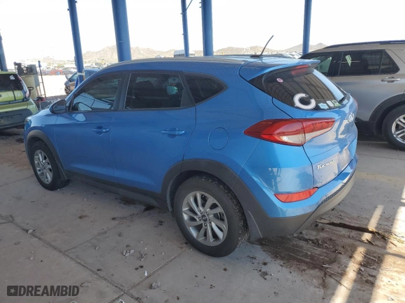 2016 Hyundai Tucson SE with VIN KM8J33A40GU210062, listed as a Copart auction lot 52736055 with 178,704 mi miles and Clean Title. Bid and sale history available at carsss.com. Image 2.