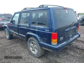 2000 Jeep Cherokee Classic with VIN 1J4FF58S1YL122706, listed as a IAAI auction lot 42560421 with 157,478 mi miles and . Bid and sale history available at DreamBid. Image 3.