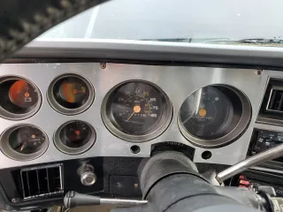 1987 Chevrolet Blazer с VIN 1GNEV18K9HF102612, выставлен на аукционе Copart как лот 86757414 с пробегом 6 978 миль миль и Чистый • Clean title. История ставок и продаж доступна на DreamBid. Изображение 9.