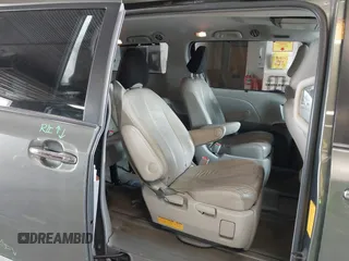 2013 Toyota Sienna XLE with VIN 5TDDK3DC9DS061903, listed as a IAAI auction lot 42067873 with 166,341 mi miles and . Bid and sale history available at DreamBid. Image 8.