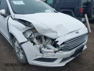 2017 Ford Fusion S with VIN 3FA6P0G71HR260823, listed as a IAAI auction lot 41690056 with 177,525 mi miles. Bid and sale history available at carsss.com. Image 6.