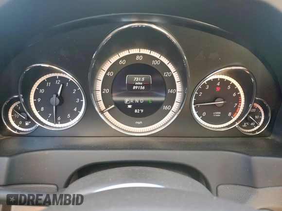 2013 Mercedes-Benz E 550 z VIN WDDKJ7DB2DF185221, wystawiony jako Copart lot #46953475 z przebiegiem 89 156 mil mil oraz Szkoda całkowita • Salvage title. Historia ofert i sprzedaży dostępna na DreamBid. Obrazek 9.