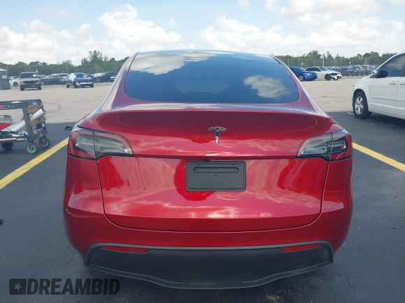 2024 Tesla Model Y с VIN 7SAYGDED8RF019494, выставлен на аукционе IAAI как лот 42336856 с пробегом 3 551 миль миль и . История ставок и продаж доступна на DreamBid. Изображение 16.