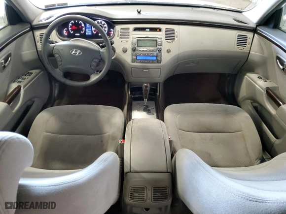 2010 Hyundai Azera GLS with VIN KMHFC4DD7AA473519, listed as a Copart auction lot 71422234 with 120,080 mi miles and Salvage Title. Bid and sale history available at carsss.com. Image 8.