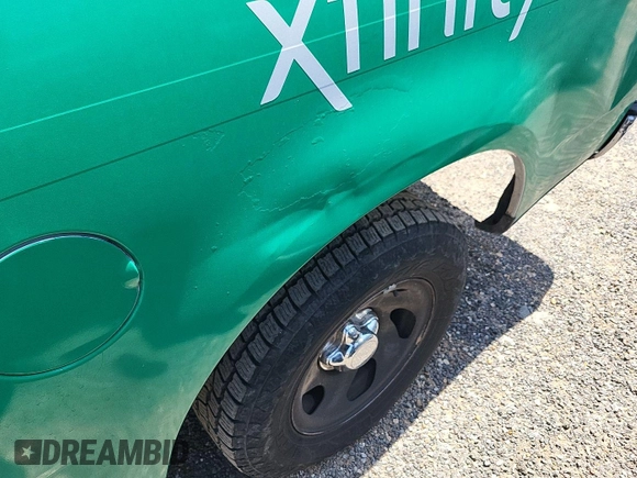 2000 Ford F-150 XL с VIN 1FTRX17L2YKB07818, выставлен на аукционе IAAI как лот 42455722 с пробегом 217 760 миль миль и . История ставок и продаж доступна на DreamBid. Изображение 1.