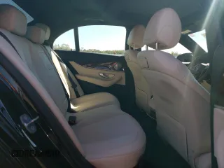 2018 Mercedes-Benz E-Class E 300 with VIN WDDZF4KB3JA418209, listed as a Copart auction lot 61307462 with 47,149 mi miles. Bid and sale history available at carsss.com. Image 6.