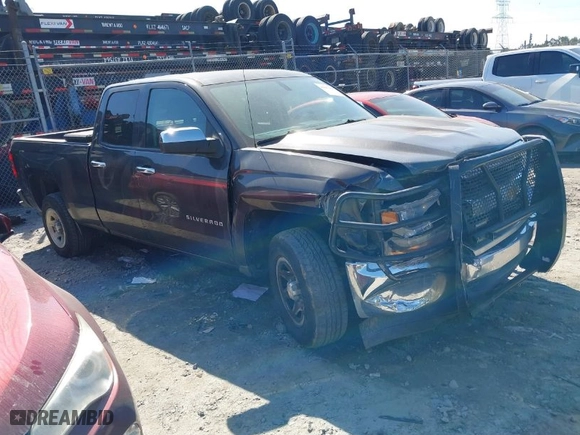 2016 Chevrolet Silverado 1500 LS with VIN 1GCRCNEHXGZ140248, listed as a IAAI auction lot 41647608 with 95,657 mi miles. Bid and sale history available at carsss.com. Image 1.
