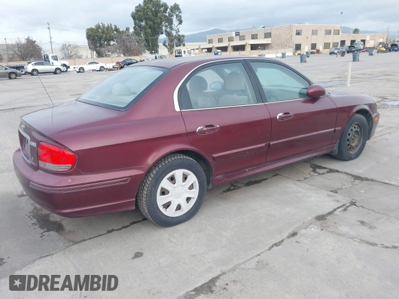 2004 Hyundai Sonata with VIN KMHWF25S84A040837, listed as a IAAI auction lot 41591528 with 76,606 mi miles. Bid and sale history available at carsss.com. Image 4.