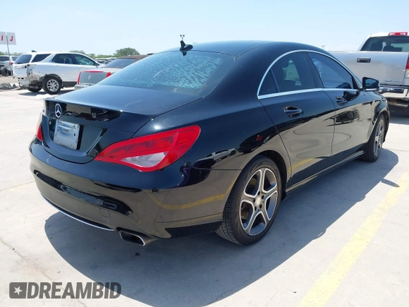 2014 Mercedes-Benz CLA 250 z VIN WDDSJ4EB3EN043058, wystawiony jako IAAI lot #42183317 z przebiegiem 147 440 mil mil oraz . Historia ofert i sprzedaży dostępna na DreamBid. Obrazek 4.