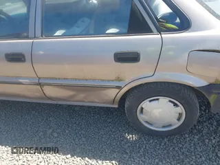1991 Geo Prizm z VIN 1Y1SK546XMZ019764, wystawiony jako IAAI lot #42374025 z przebiegiem 171 122 mil mil oraz . Historia ofert i sprzedaży dostępna na DreamBid. Obrazek 6.