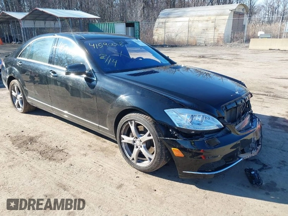 2013 Mercedes-Benz S 550 with VIN WDDNG9EB3DA499477, listed as a IAAI auction lot 41590018 with 64,547 mi miles and . Bid and sale history available at DreamBid. Image 1.