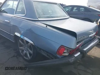 1985 Mercedes-Benz 380 z VIN WDBBA45C5FA029222, wystawiony jako IAAI lot #41658132 z przebiegiem 129 548 mil mil oraz . Historia ofert i sprzedaży dostępna na DreamBid. Obrazek 6.