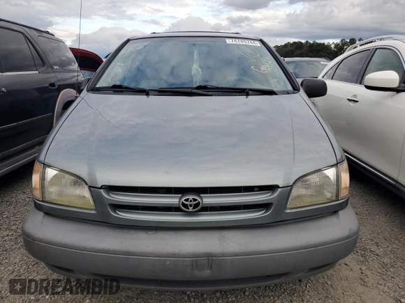 2000 Toyota Sienna LE with VIN 4T3ZF13C6YU258905, listed as a Copart auction lot 74745744 with 0 mi miles and Salvage Title. Bid and sale history available at carsss.com. Image 5.