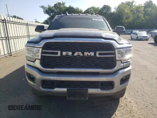 2021 Ram 2500 Tradesman with VIN 3C6UR5CL7MG557622, listed as a Copart auction lot 52726775 with 203,739 mi miles and Salvage title. Bid and sale history available at DreamBid. Image 5.