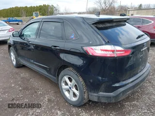2021 Ford Edge SE z VIN 2FMPK4G9XMBA15819, wystawiony jako IAAI lot #41921371 z przebiegiem 63 373 mil mil oraz . Historia ofert i sprzedaży dostępna na DreamBid. Obrazek 3.